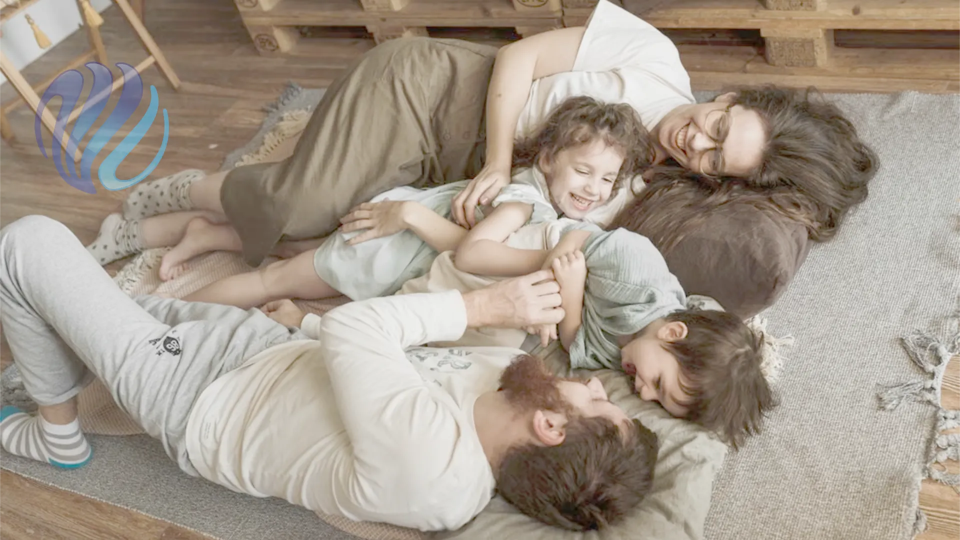 Familia compartiendo un momento juntos